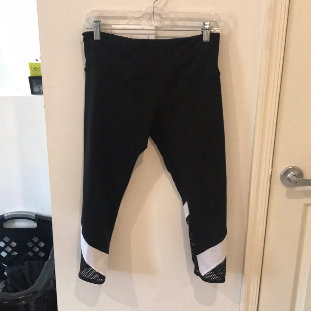 Black mesh leggings